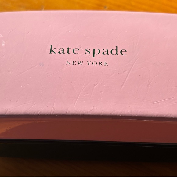 Kate Spade Sunglasses with case - Picture 12 of 15